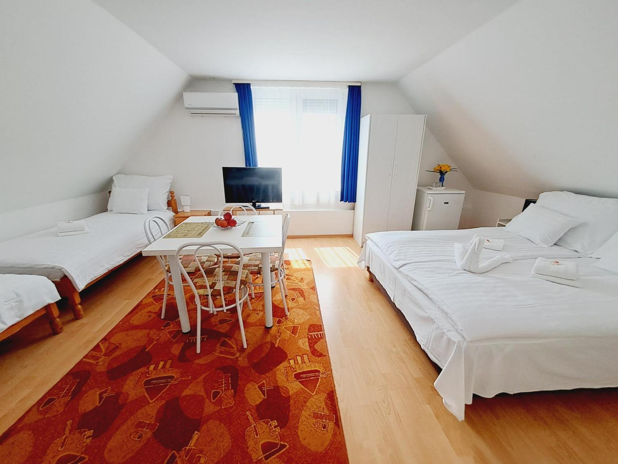 Hajdúszoboszló Palma Apartman מראה חיצוני תמונה