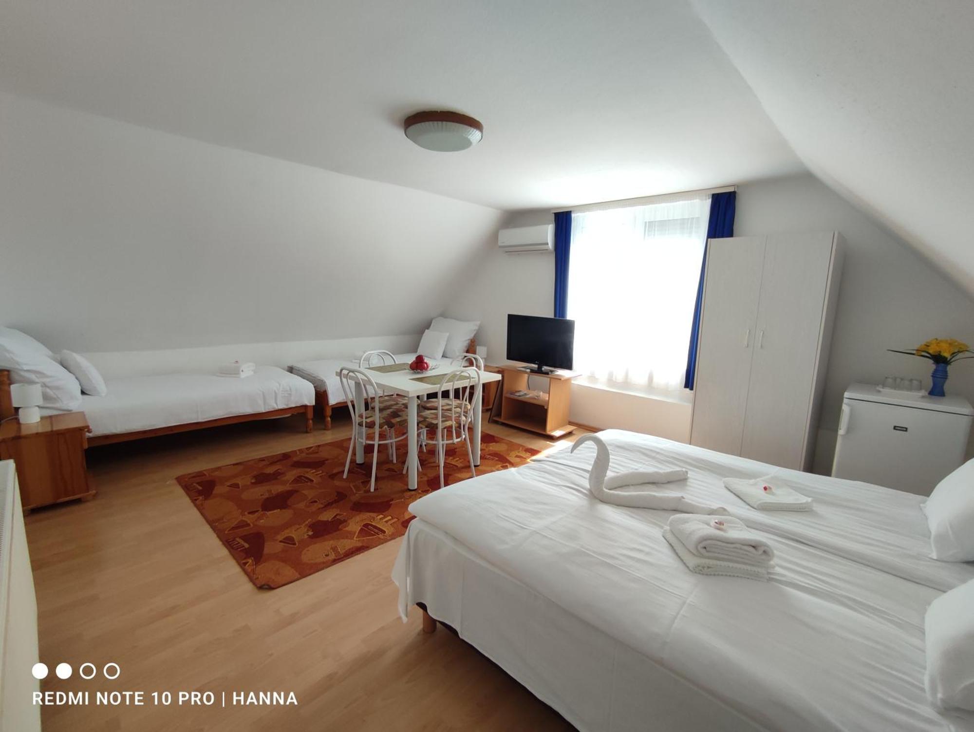 Hajdúszoboszló Palma Apartman מראה חיצוני תמונה